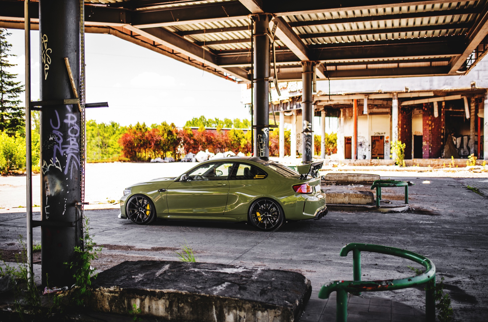 BMW 2 series / M2
