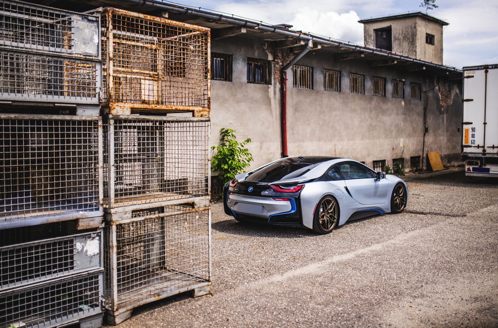 BMW i8