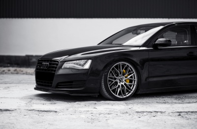 Audi A8 / S8