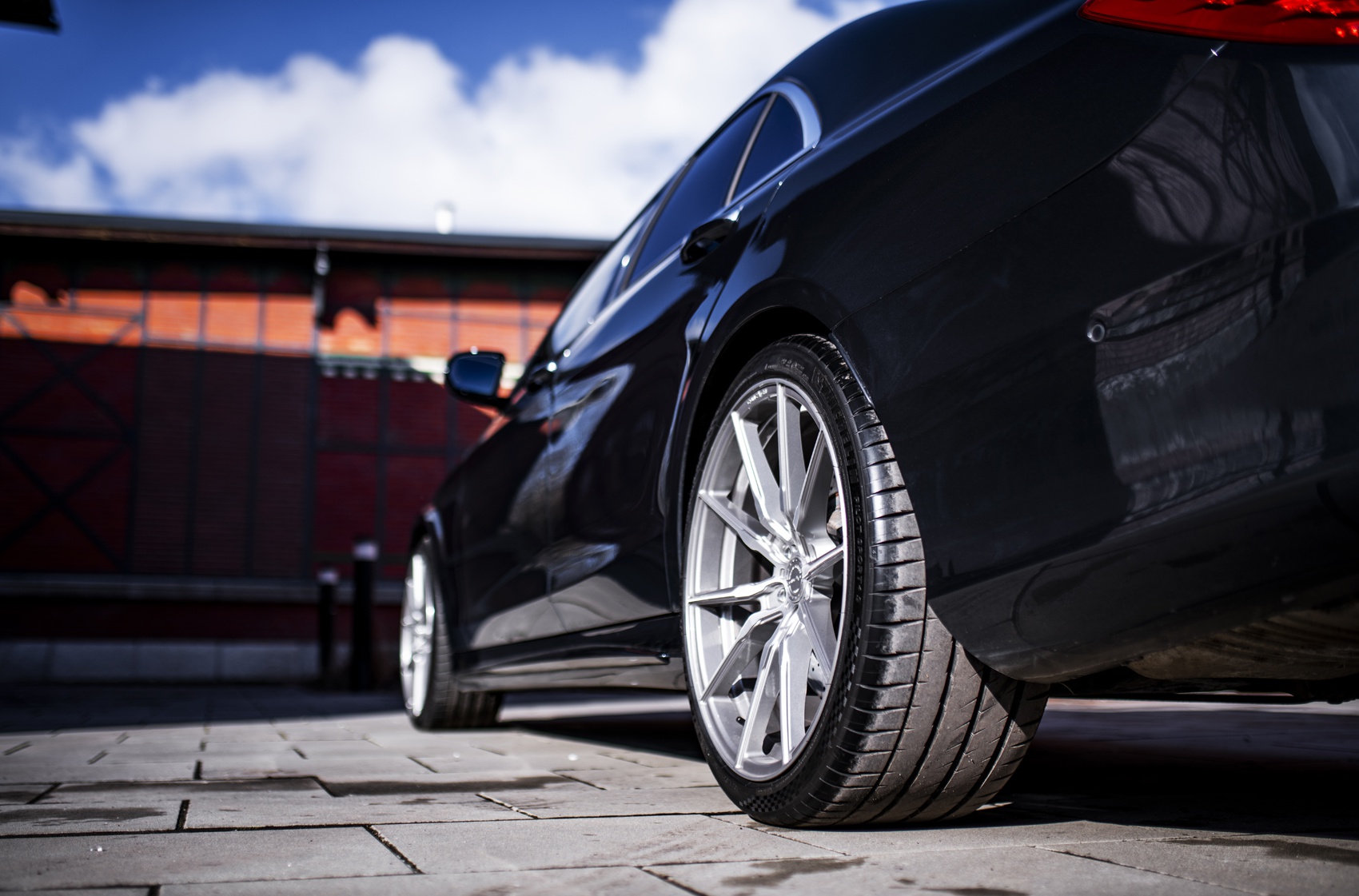 Mercedes-Benz S Class / S63