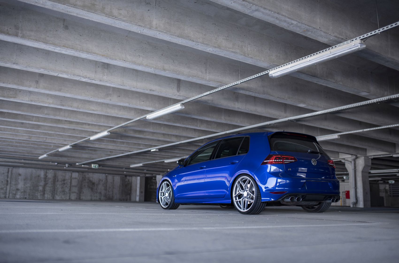 Volkswagen Golf / R / GTI