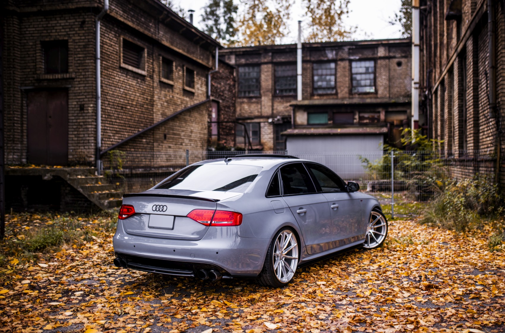 Audi A4 / S4 / RS4