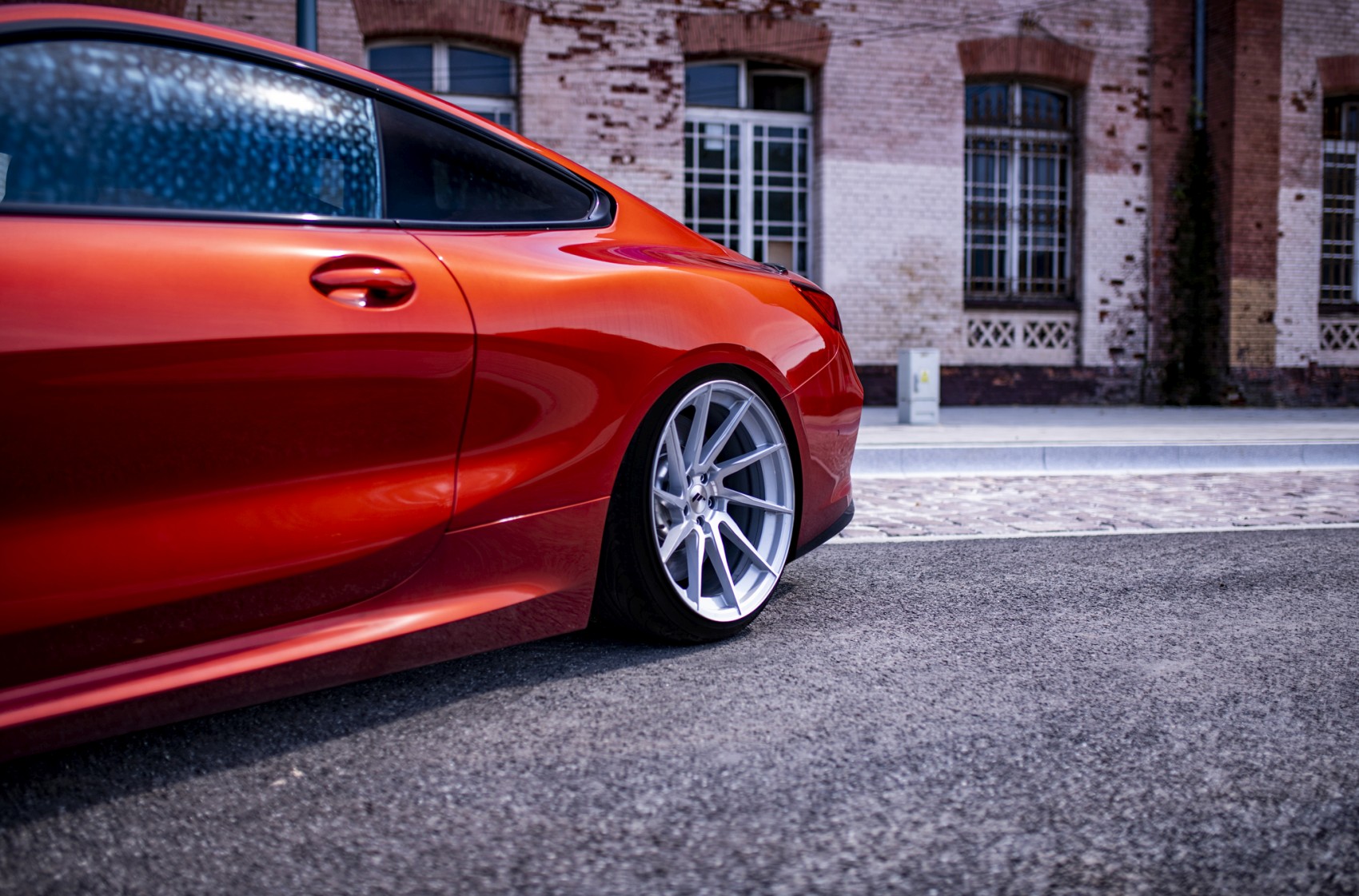 BMW 8 Series / M8