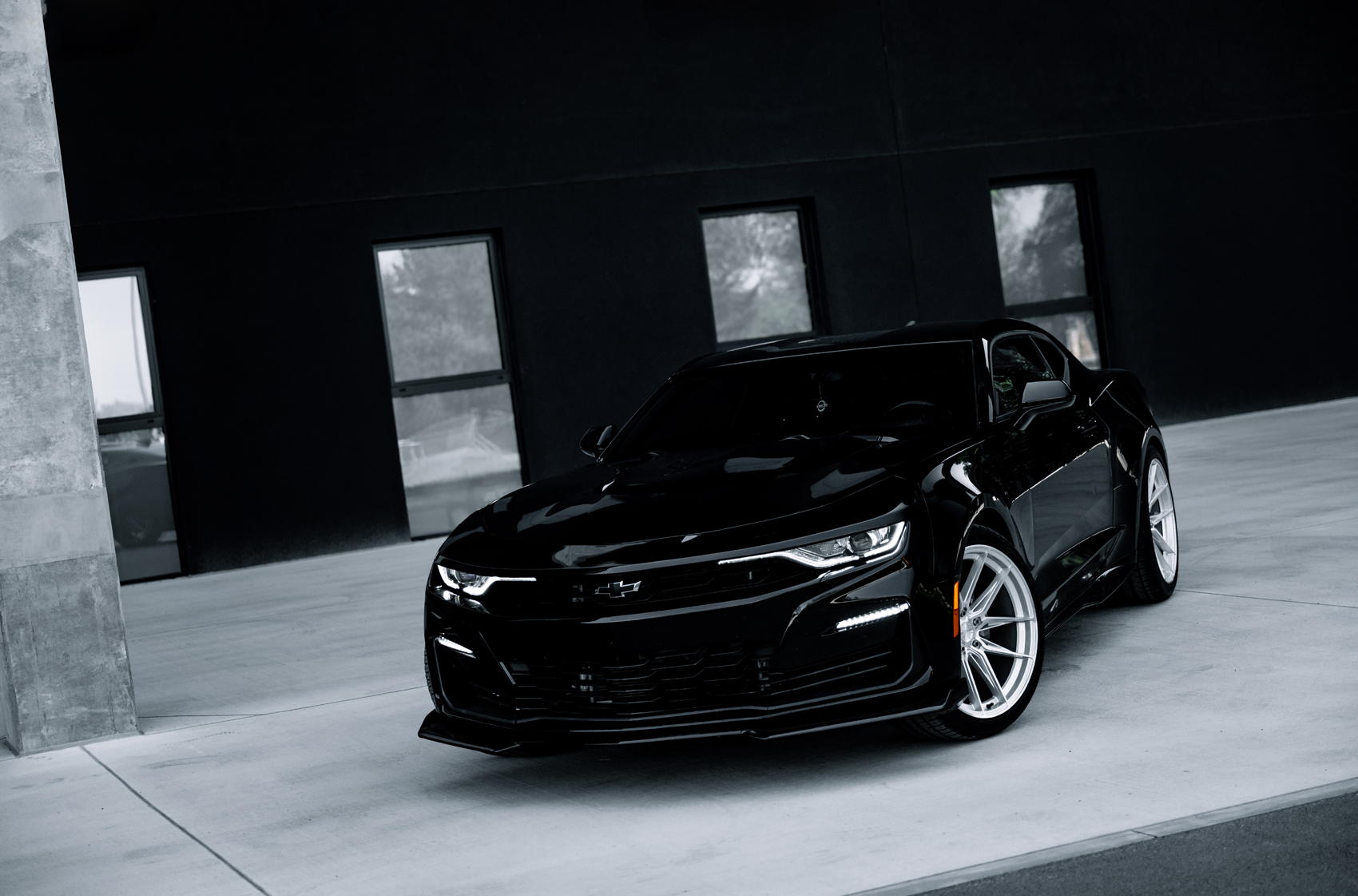 japan-racing-jr44-2589-01