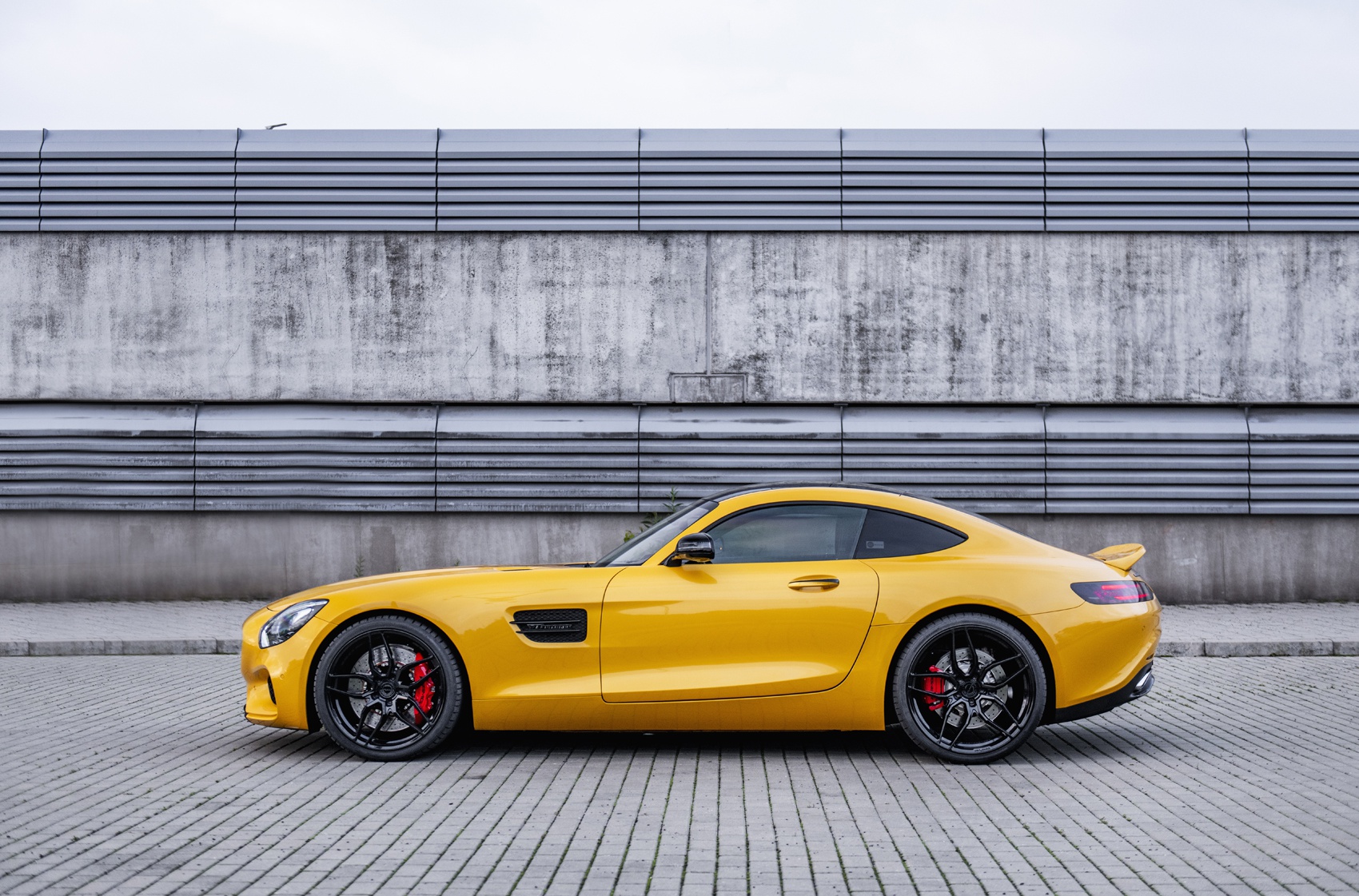 Mercedes-Benz AMG GTS
