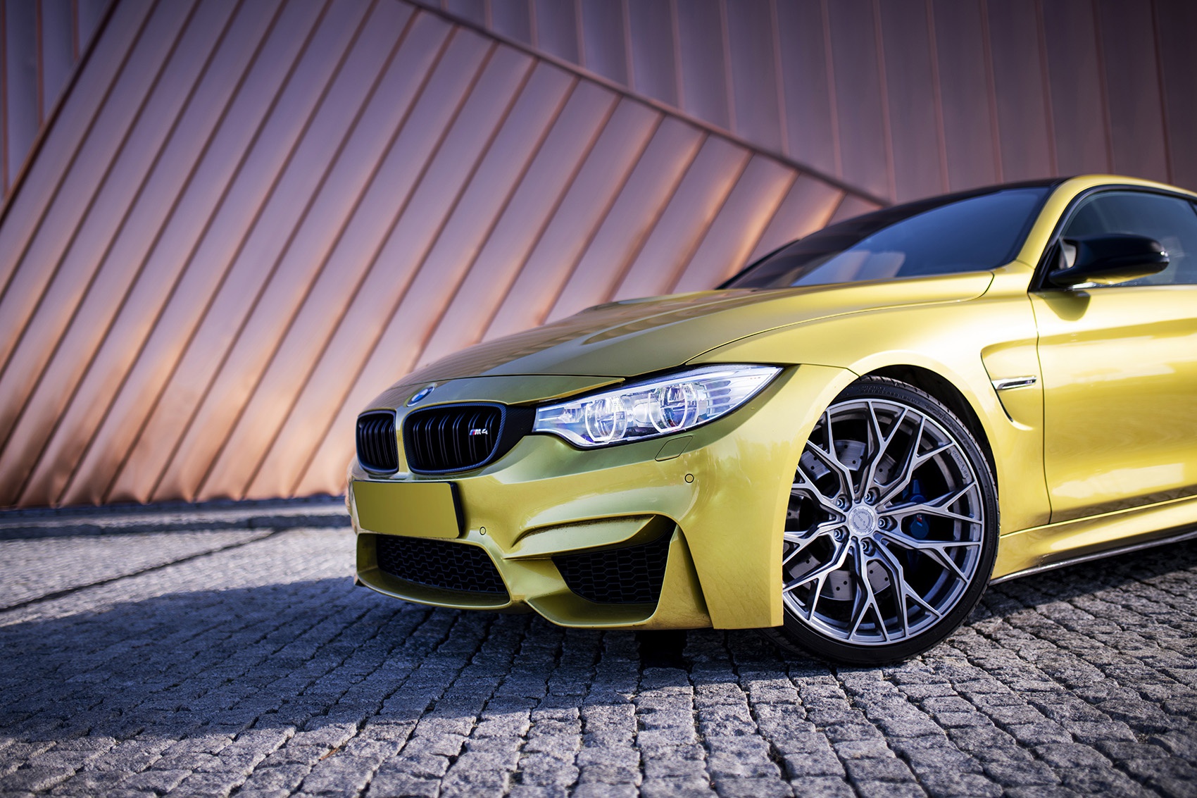 BMW 4 Series / M4