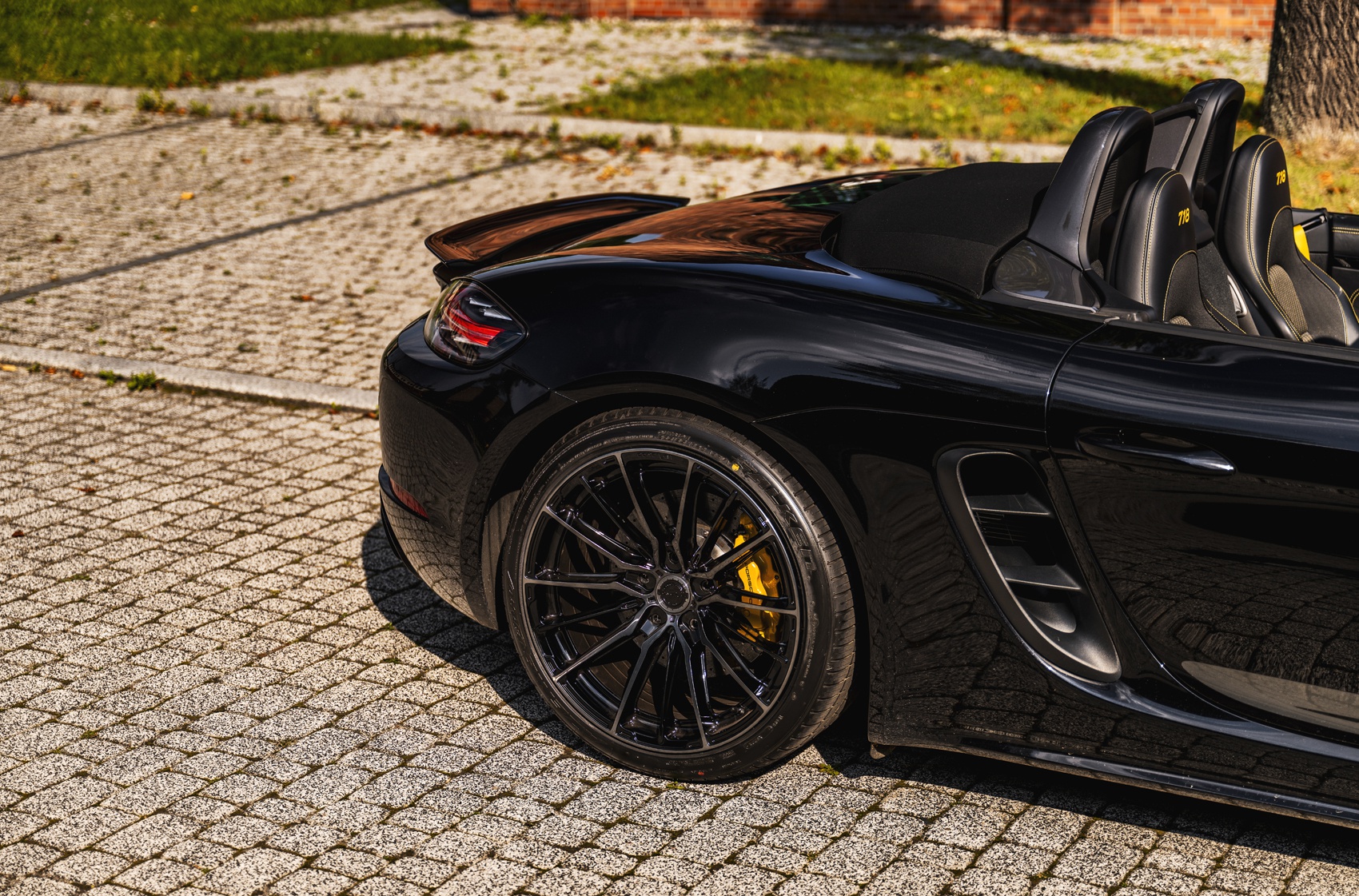 Porsche 718 Boxster T