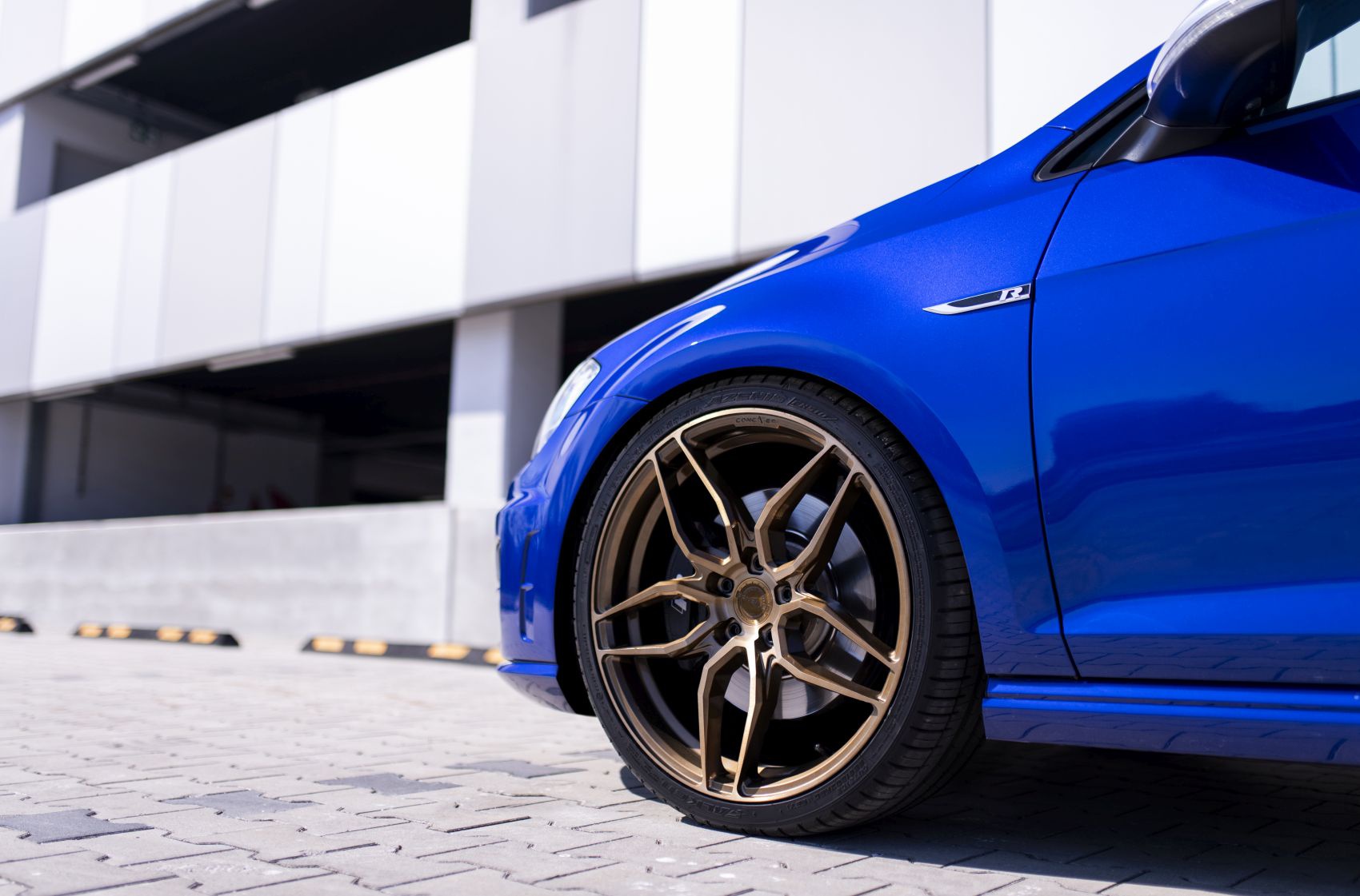 Volkswagen Golf / R / GTI