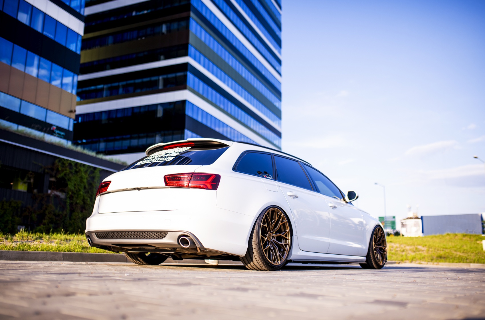 Audi A6 / S6 / RS6