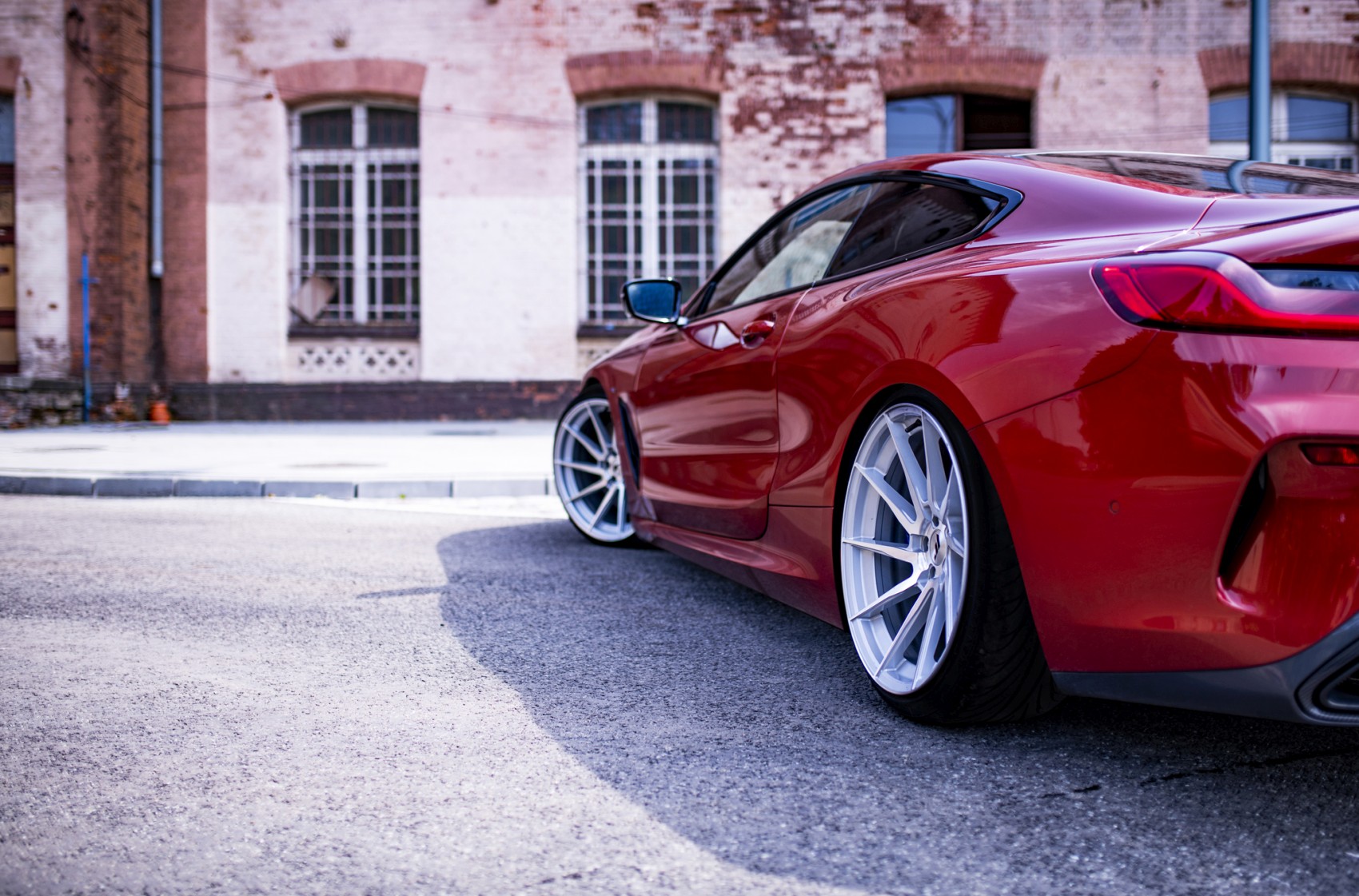 BMW 8 Series / M8
