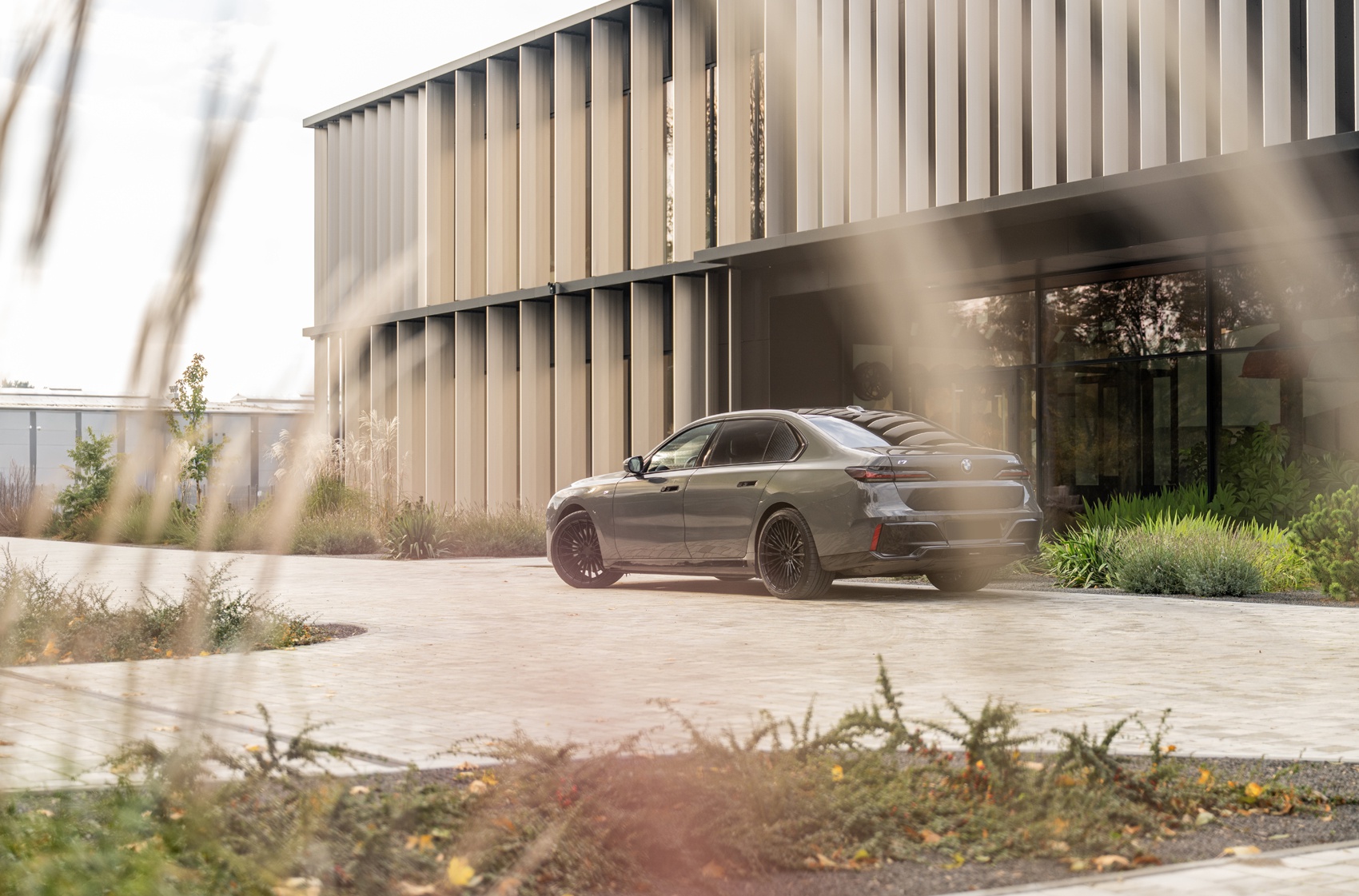 BMW i7