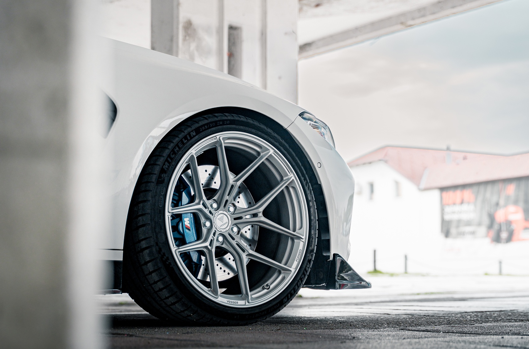 BMW 4 Series / M4