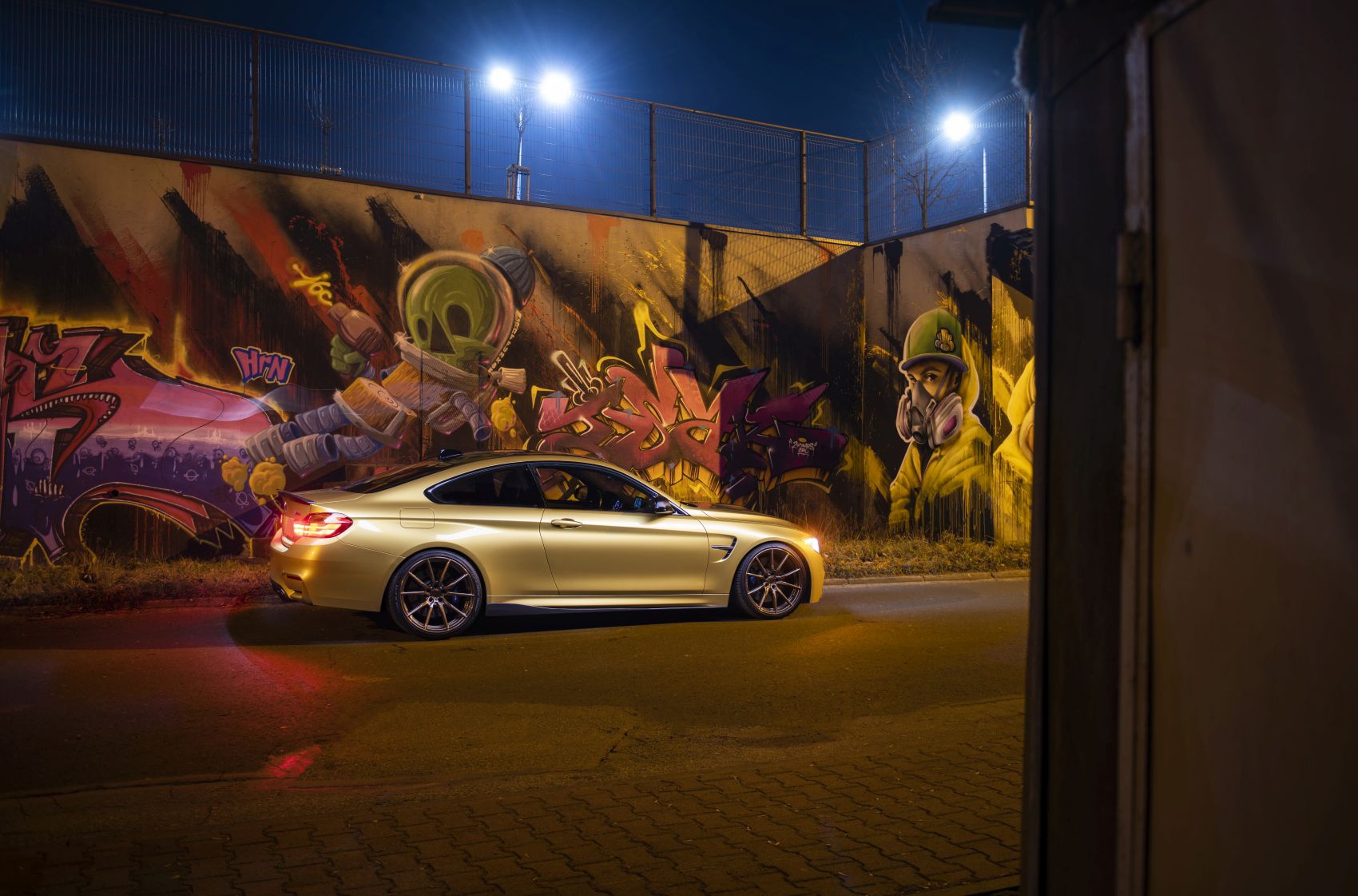 BMW 4 Series / M4