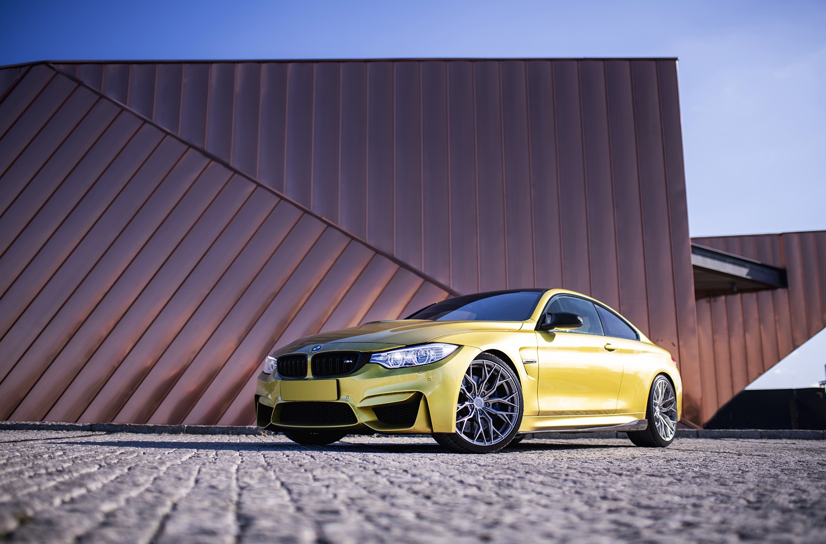BMW 4 Series / M4