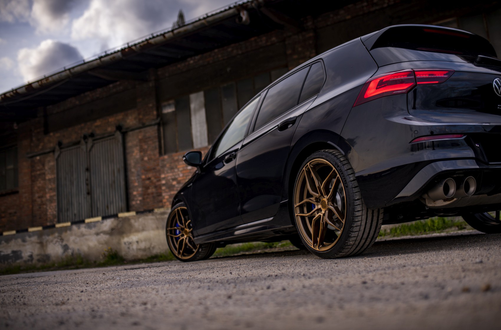 Volkswagen Golf / R / GTI