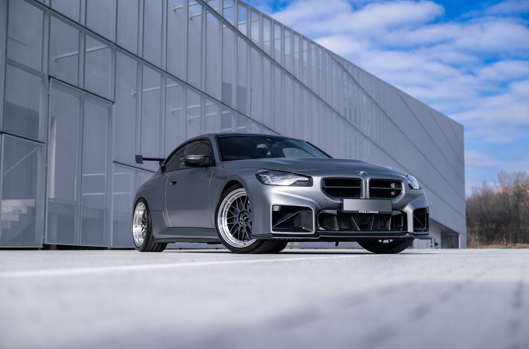 japan-racing-jr23-2390-01