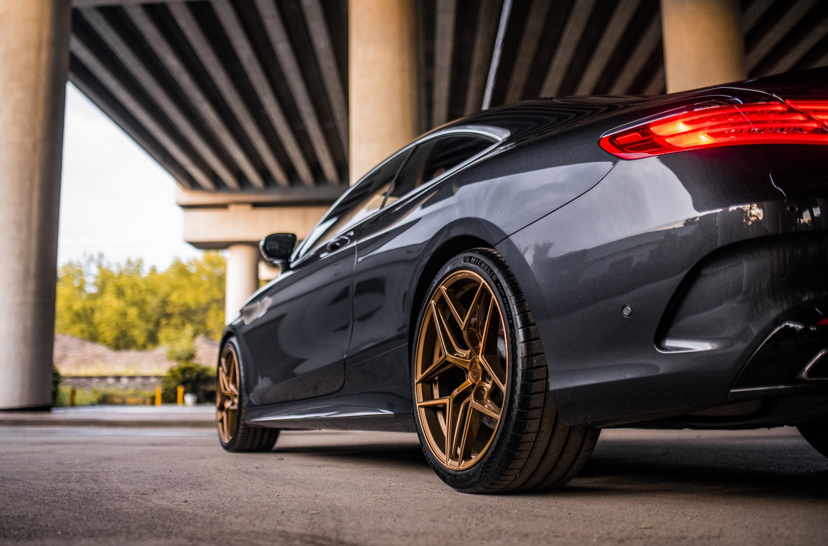 Mercedes-Benz S Class / S63