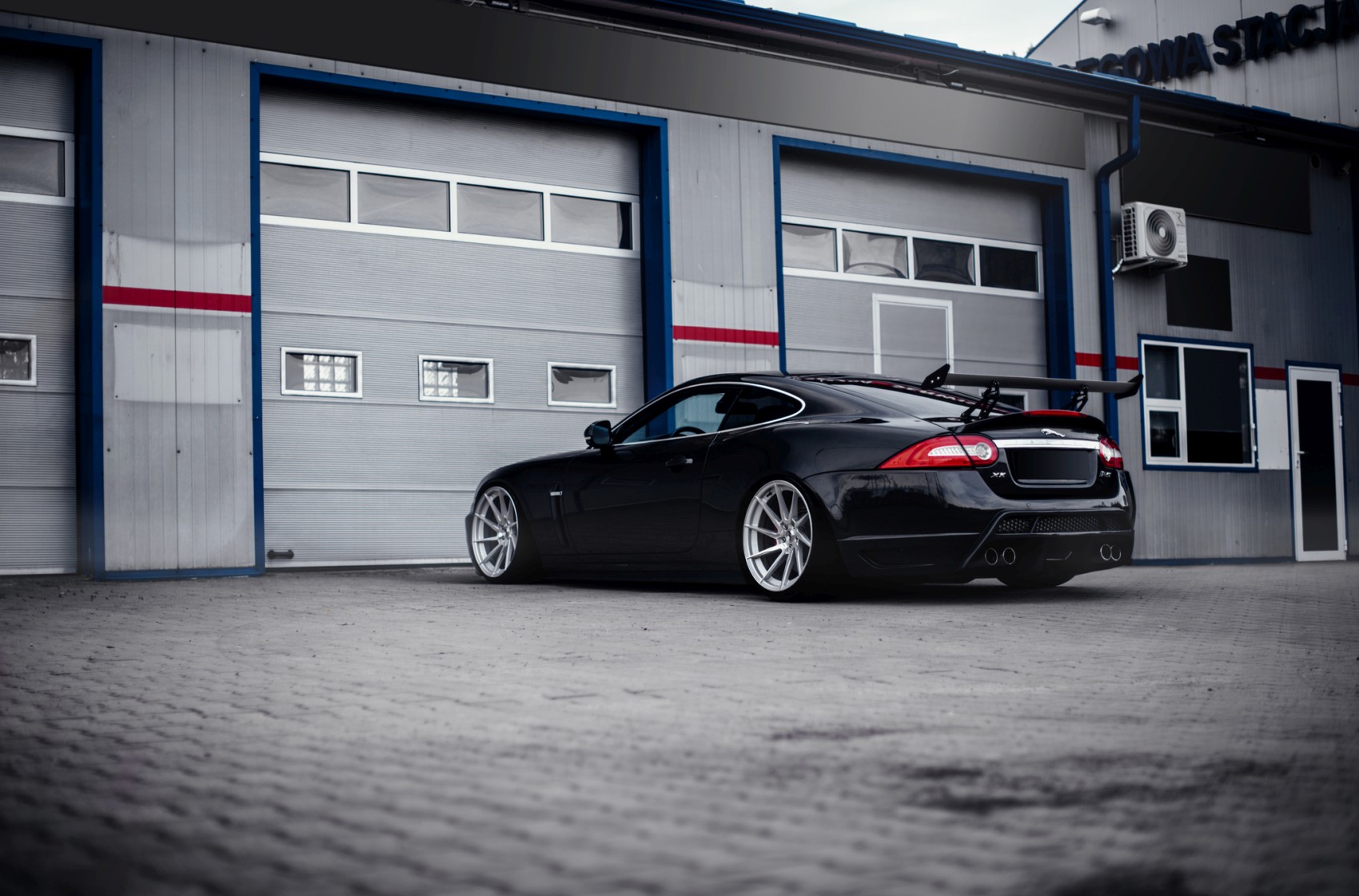 Jaguar XKR-S