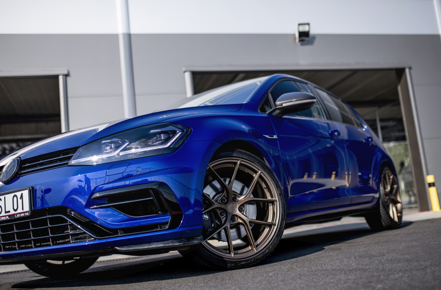 Volkswagen Golf / R / GTI