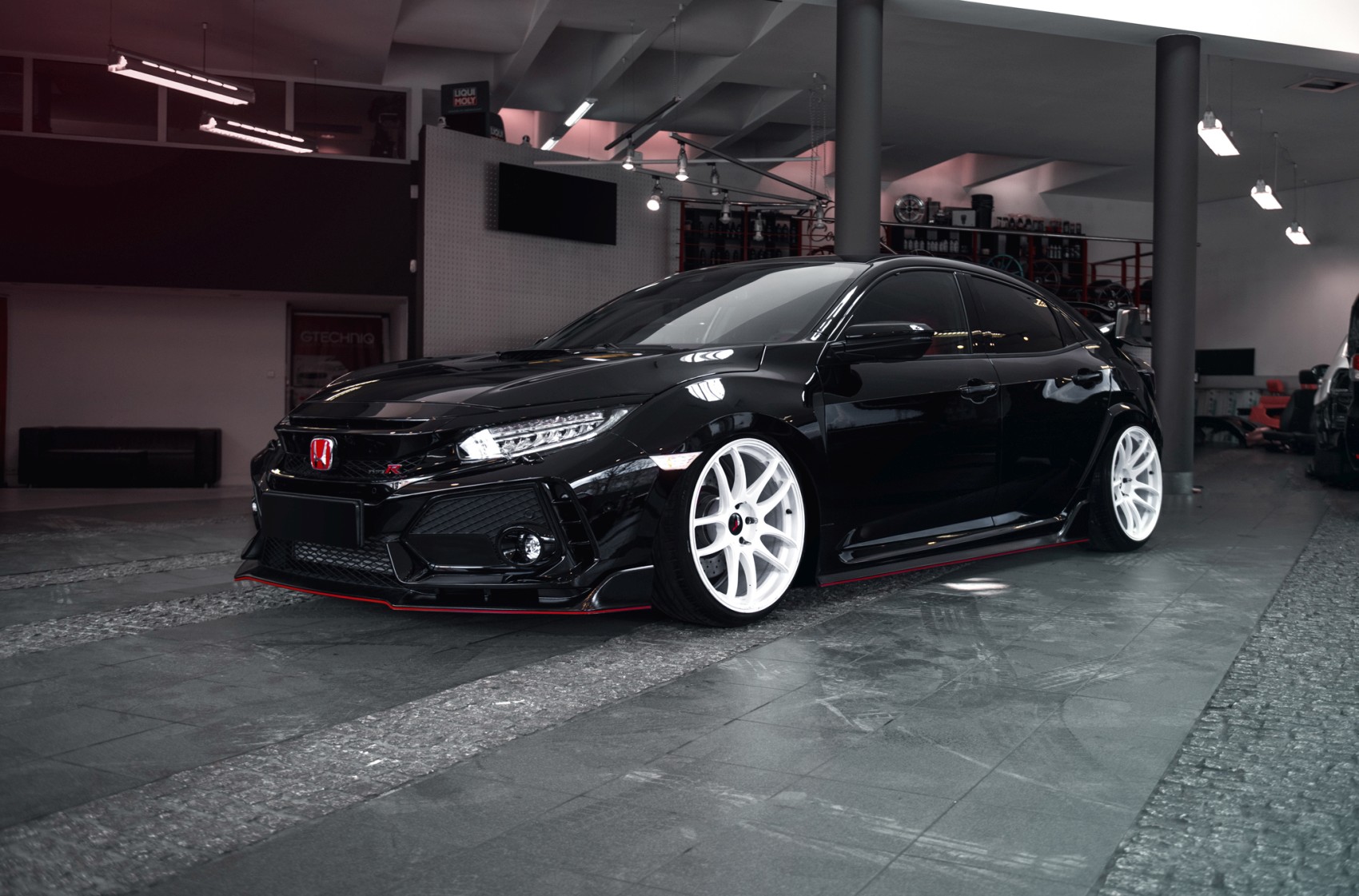 japan-racing-jr29-698-01