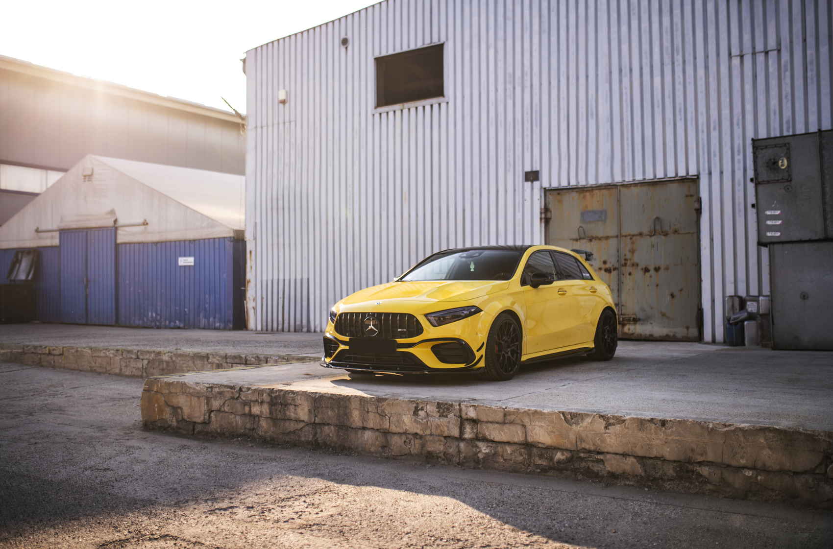 japan-racing-jr42-1301-01