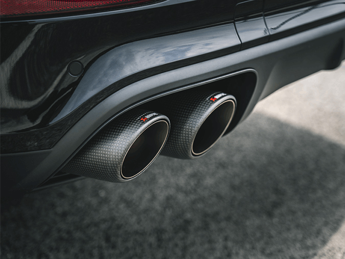 Akrapovic Endrohre 1