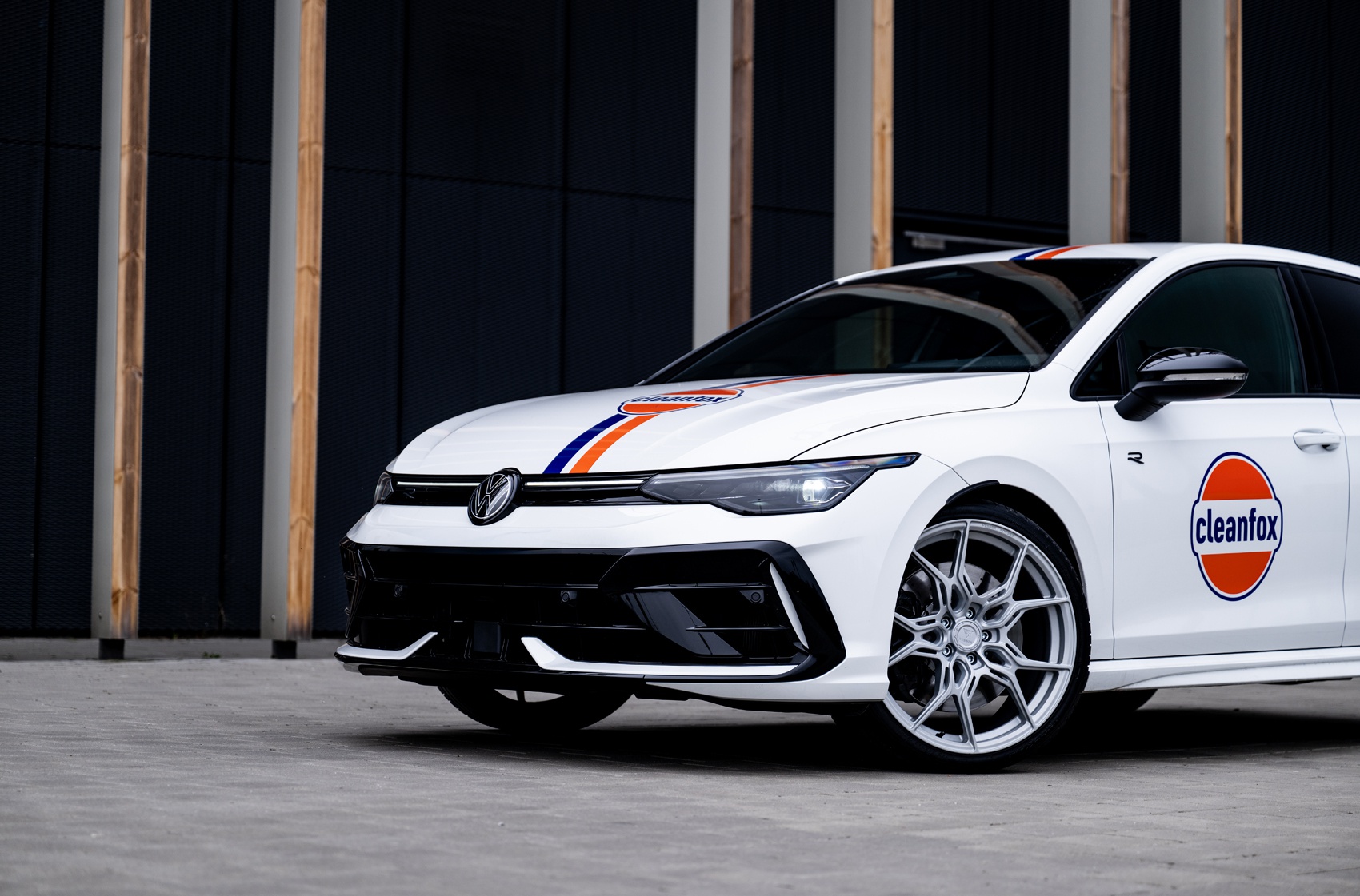 Volkswagen Golf R