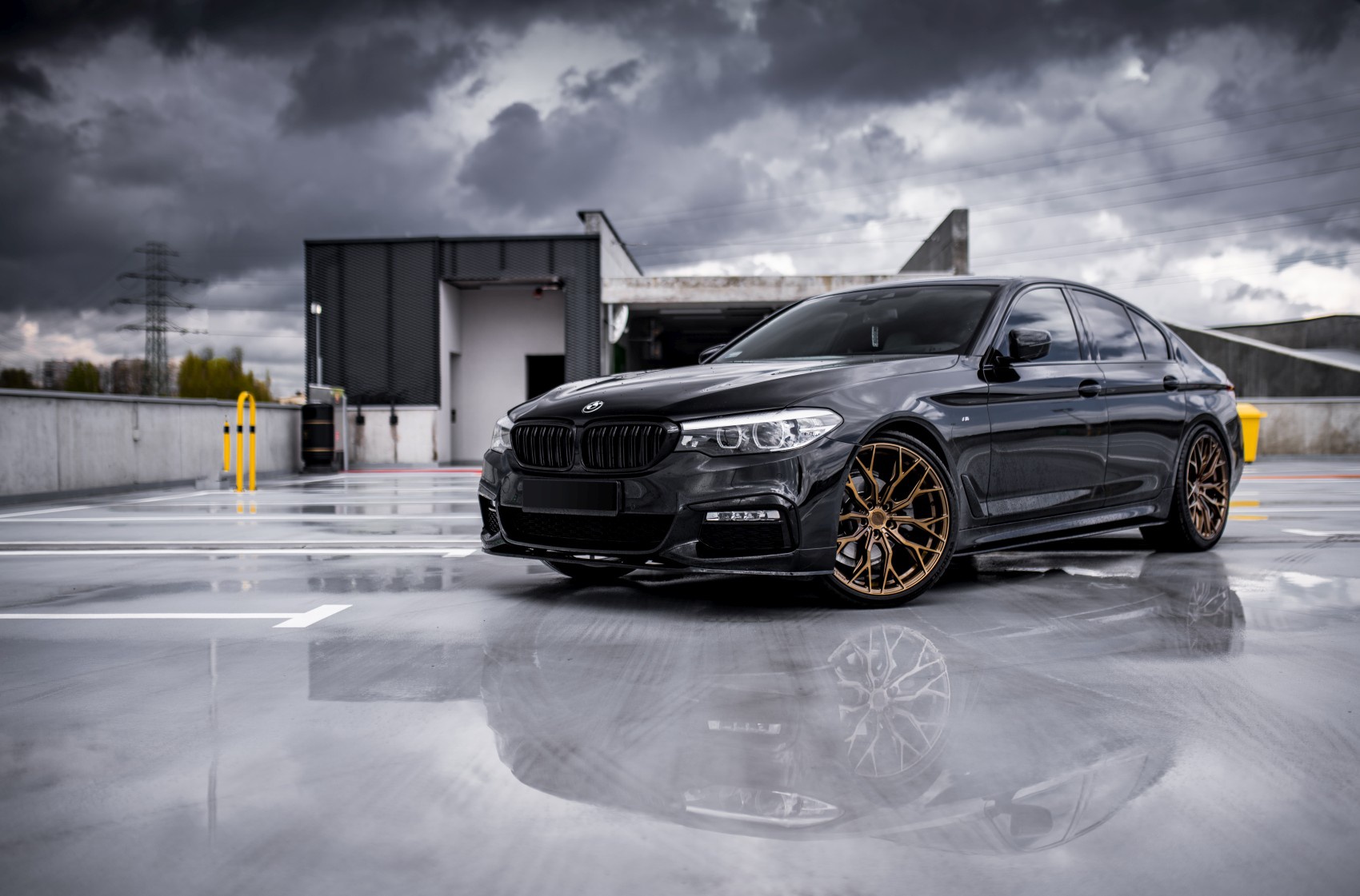 BMW 5 Series / M5