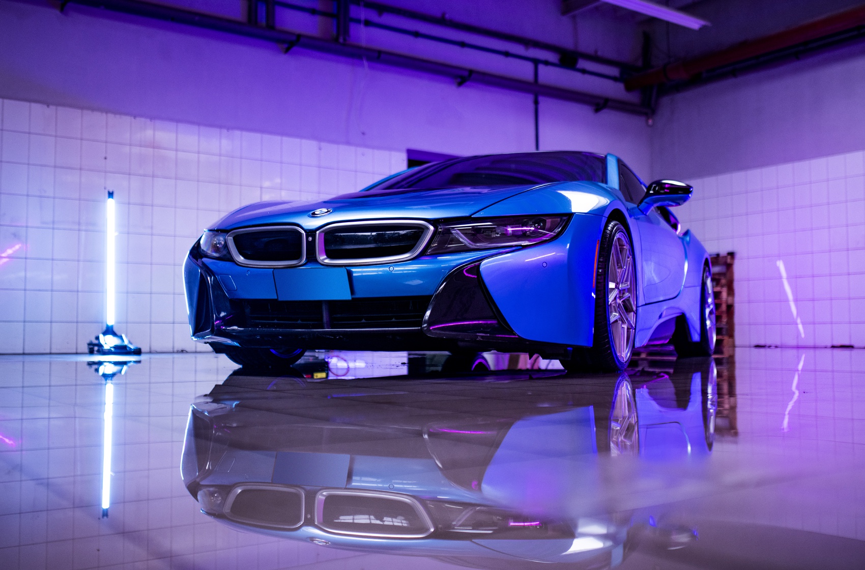 BMW i8