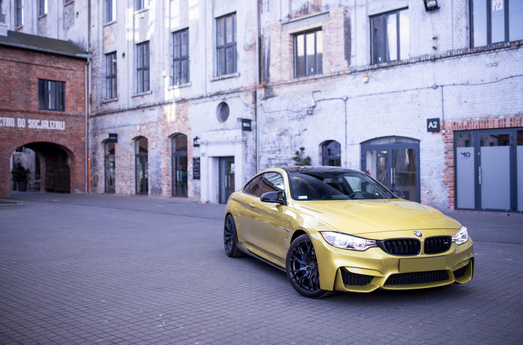 BMW 4 Series / M4