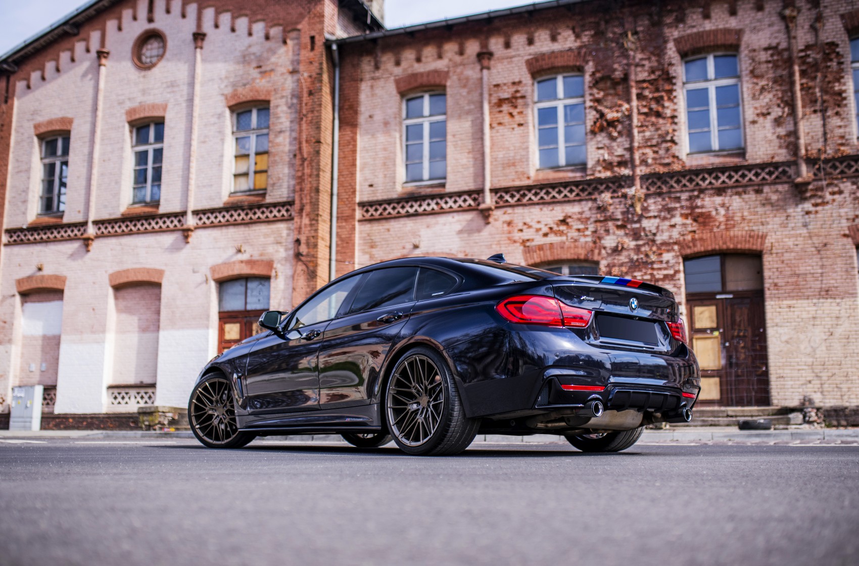 BMW 4 Series / M4