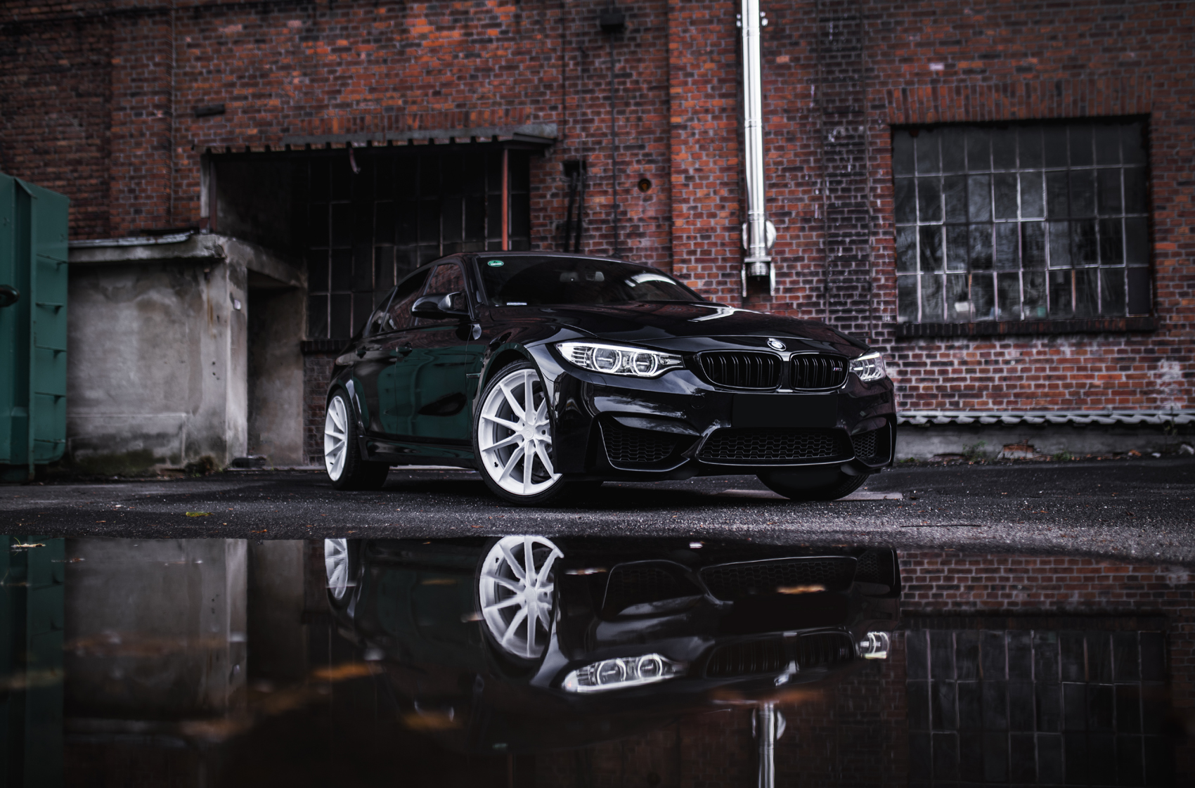 japan-racing-jr37-1352-01