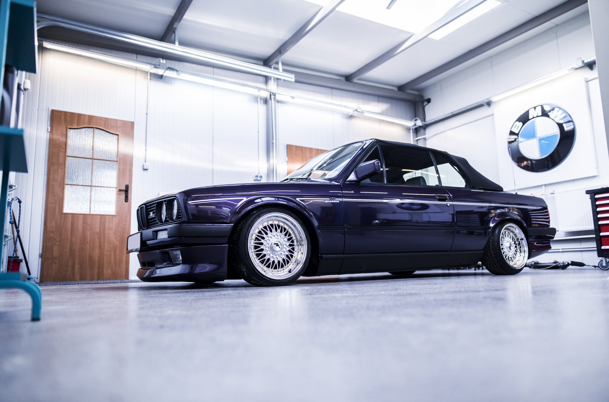 japan-racing-jr9-1049-01