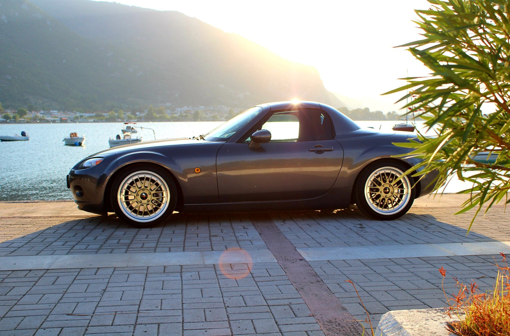 japan-racing-jr23-229-01