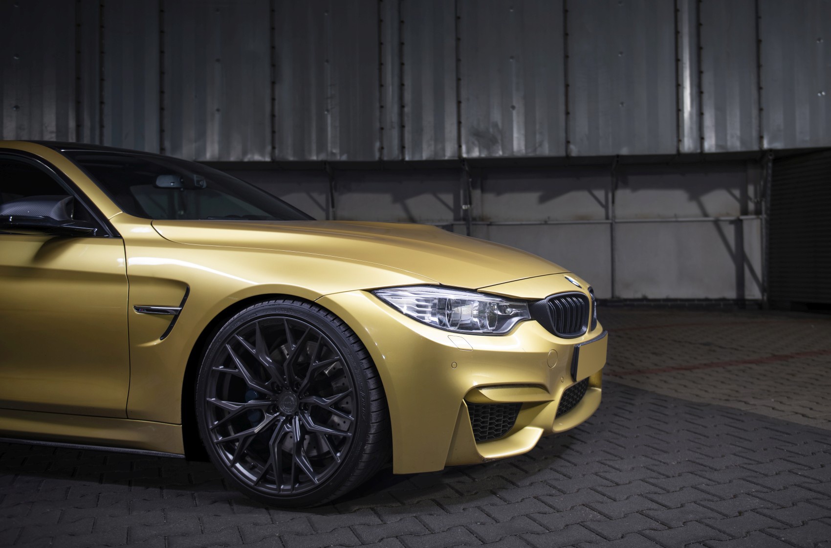 BMW 4 Series / M4