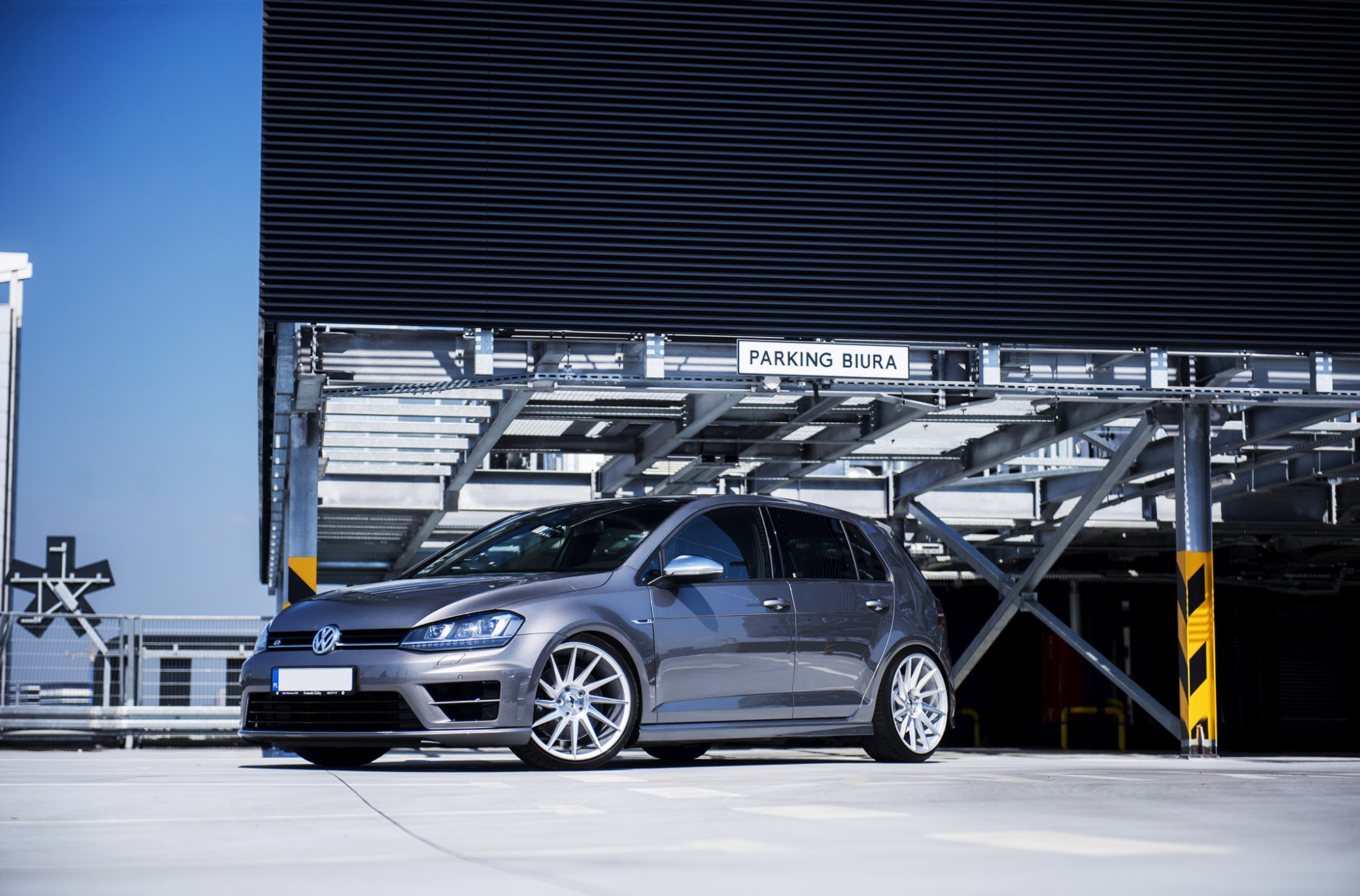 Volkswagen Golf / R / GTI