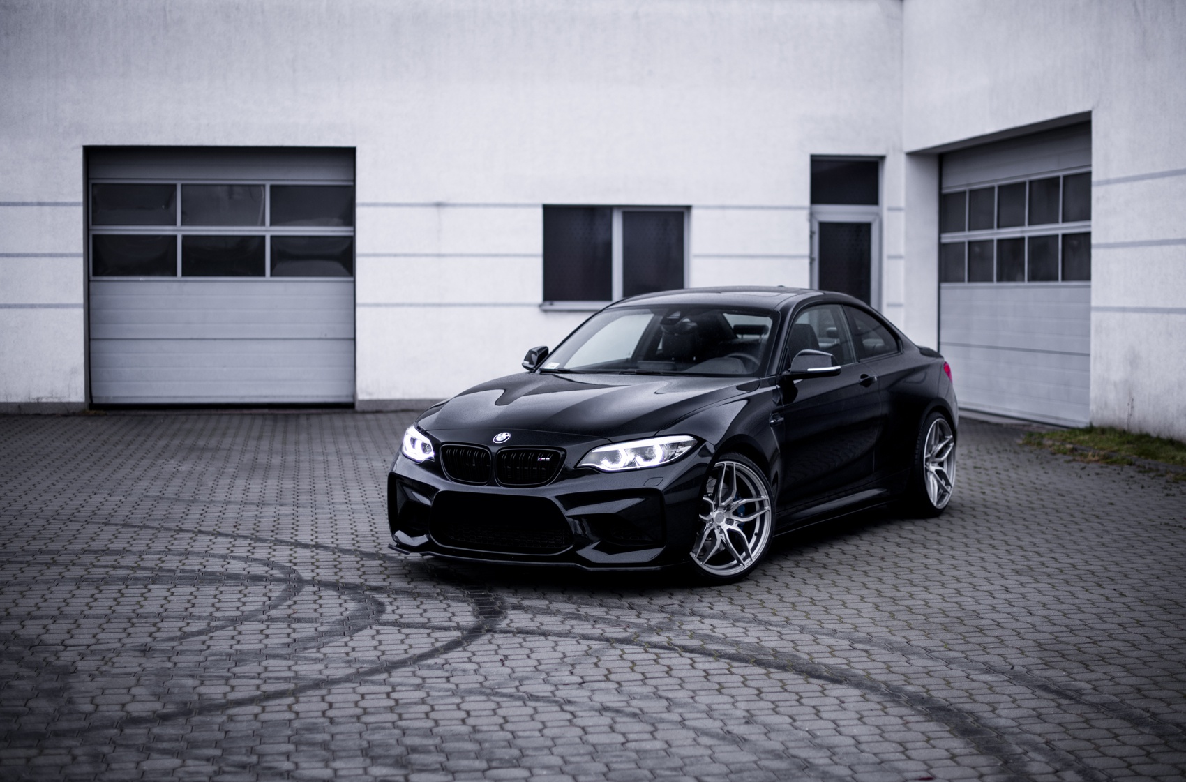 BMW 2 Series / M2