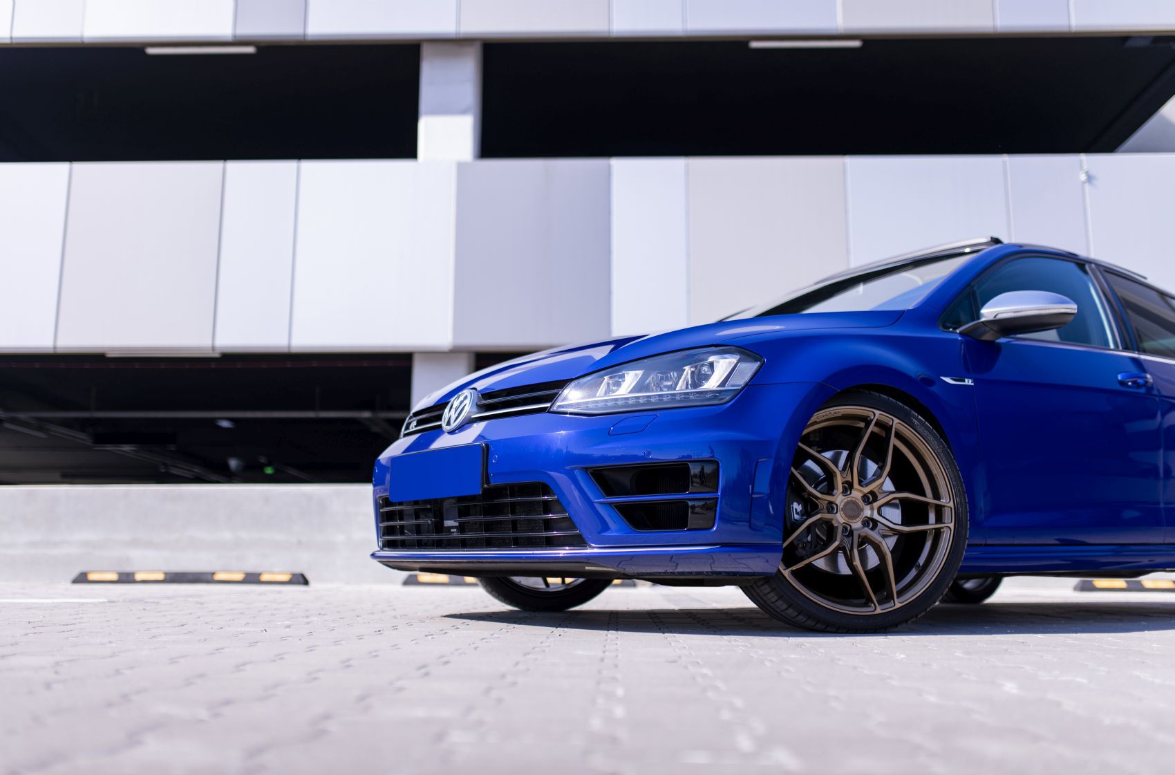 Volkswagen Golf / R / GTI