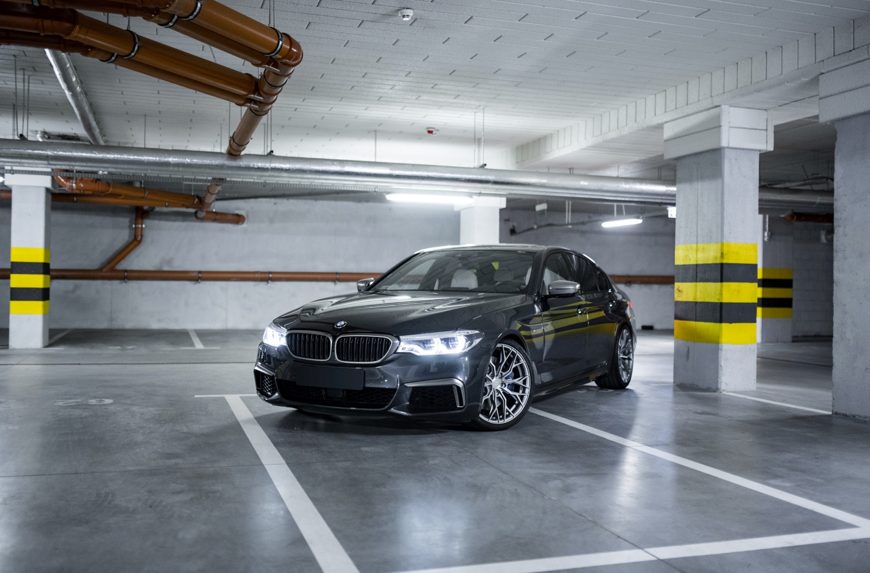 BMW 5 Series / M5