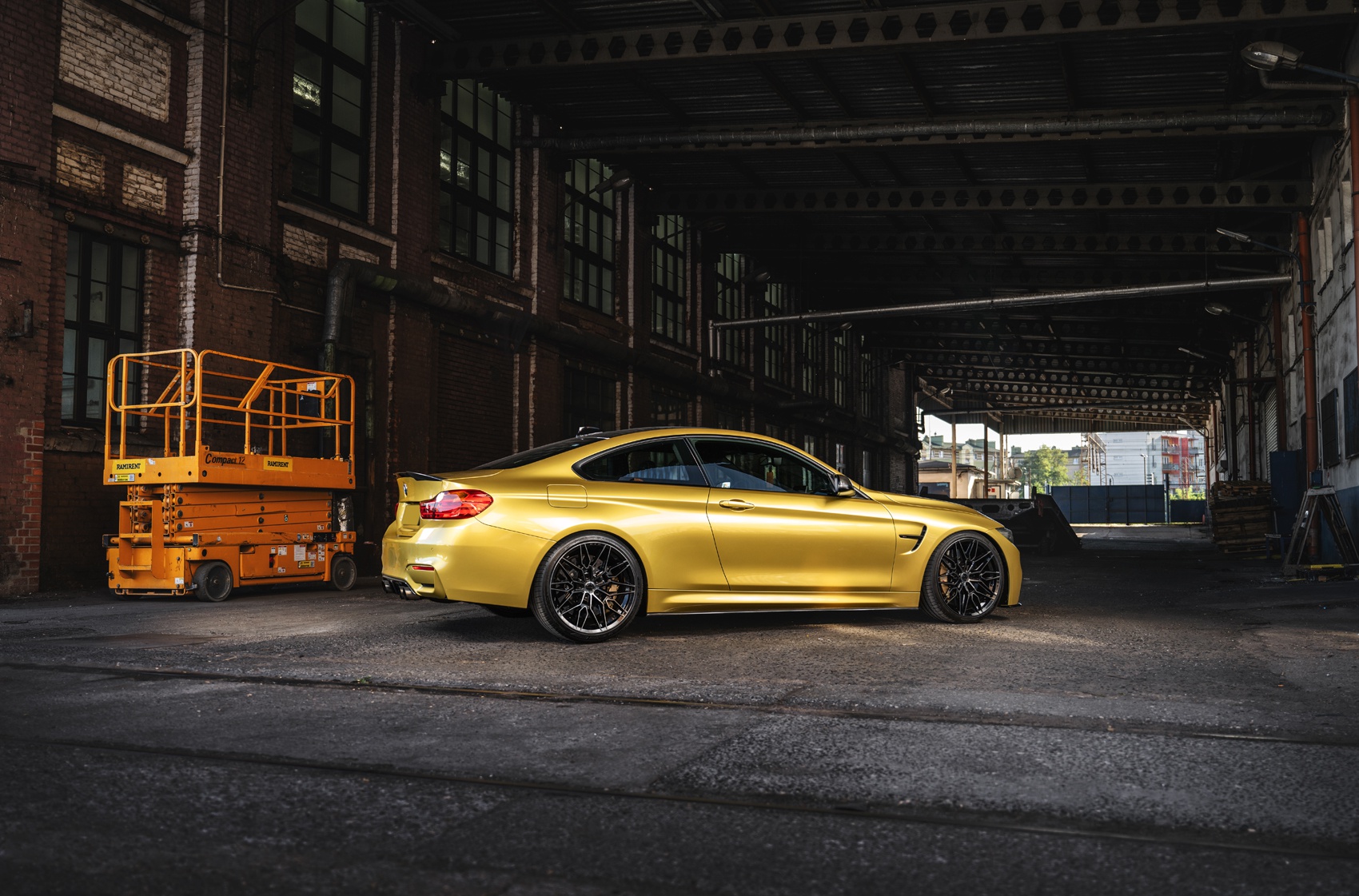 BMW 4 series / M4