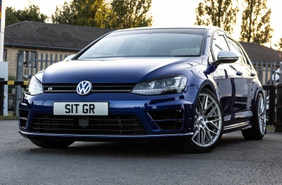 Volkswagen Golf / R / GTI