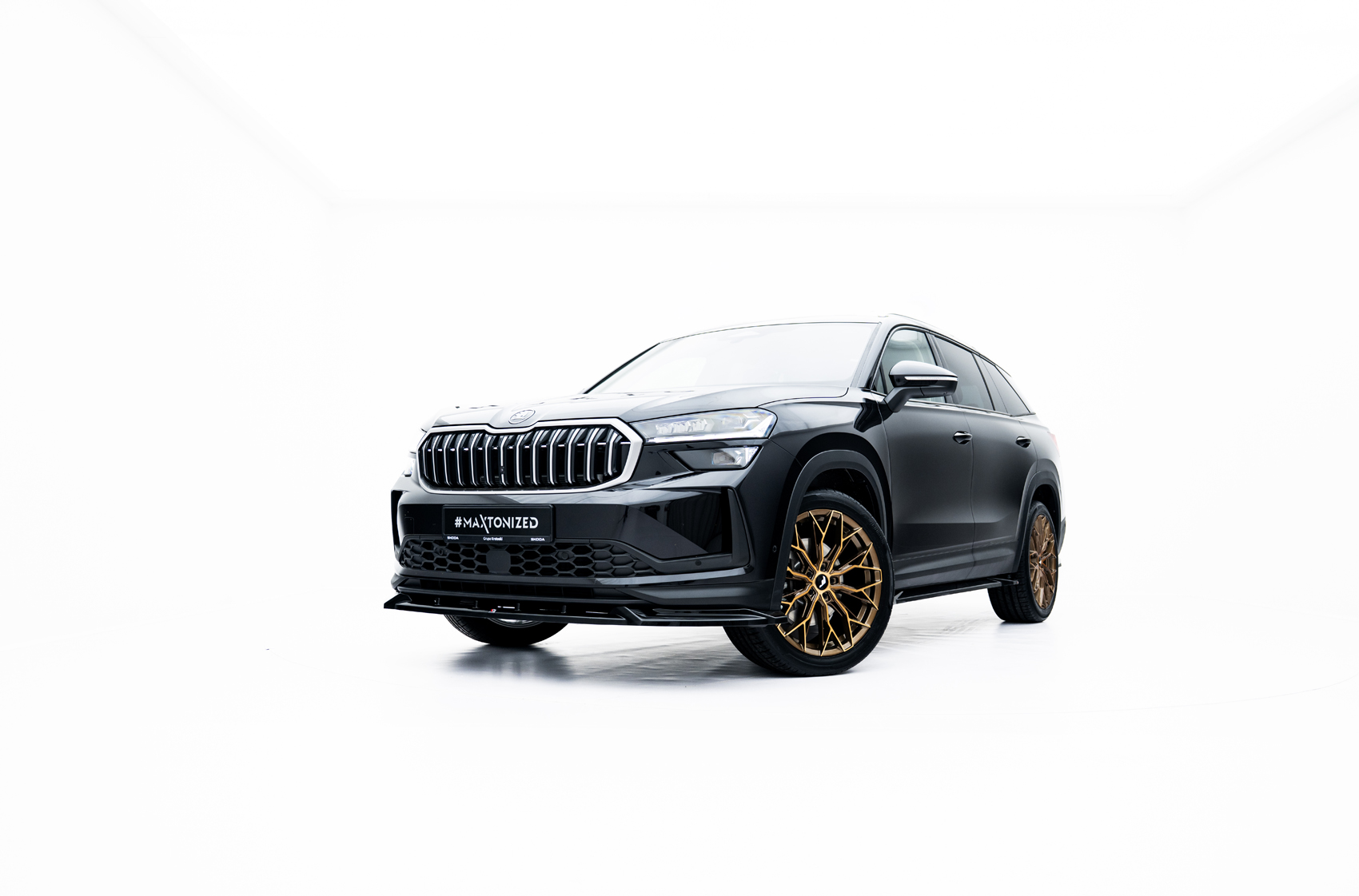 japan-racing-jr49-2447-01