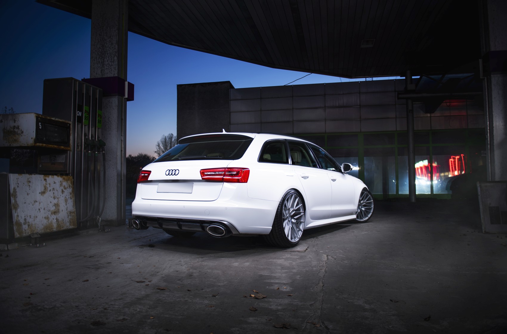 Audi A6 / S6 / RS6