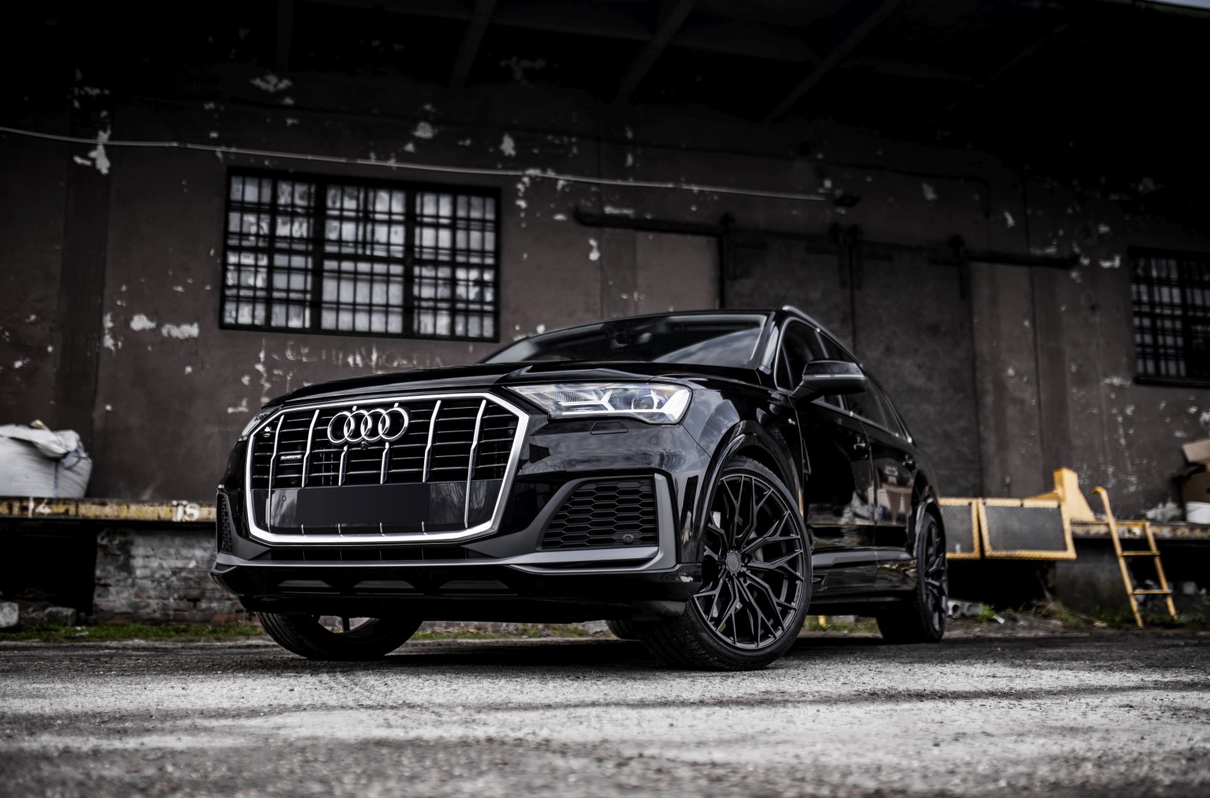 Audi Q7 / SQ7