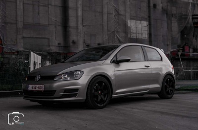 Volkswagen Golf / R / GTI