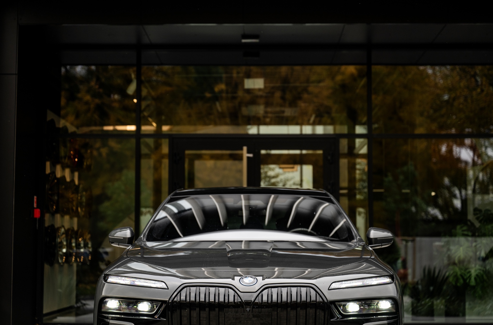 BMW i7