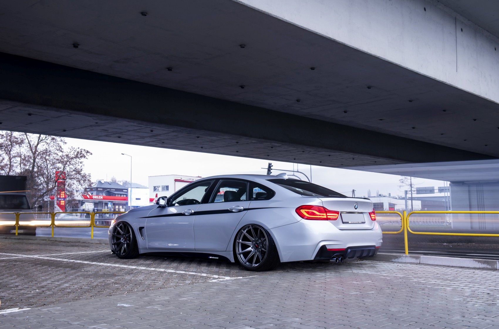 BMW 4 Series / M4