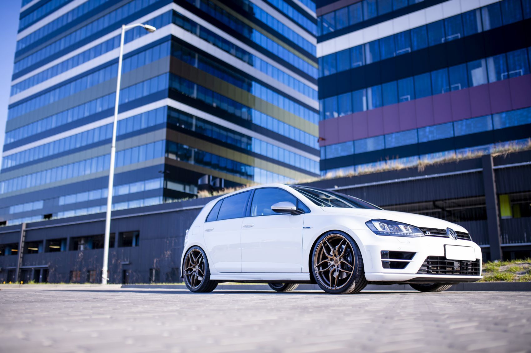 Volkswagen Golf / R / GTI