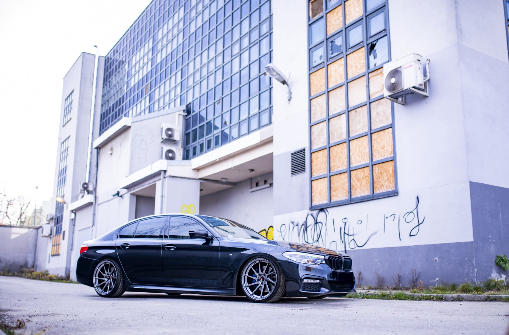 japan-racing-jr36-213-01