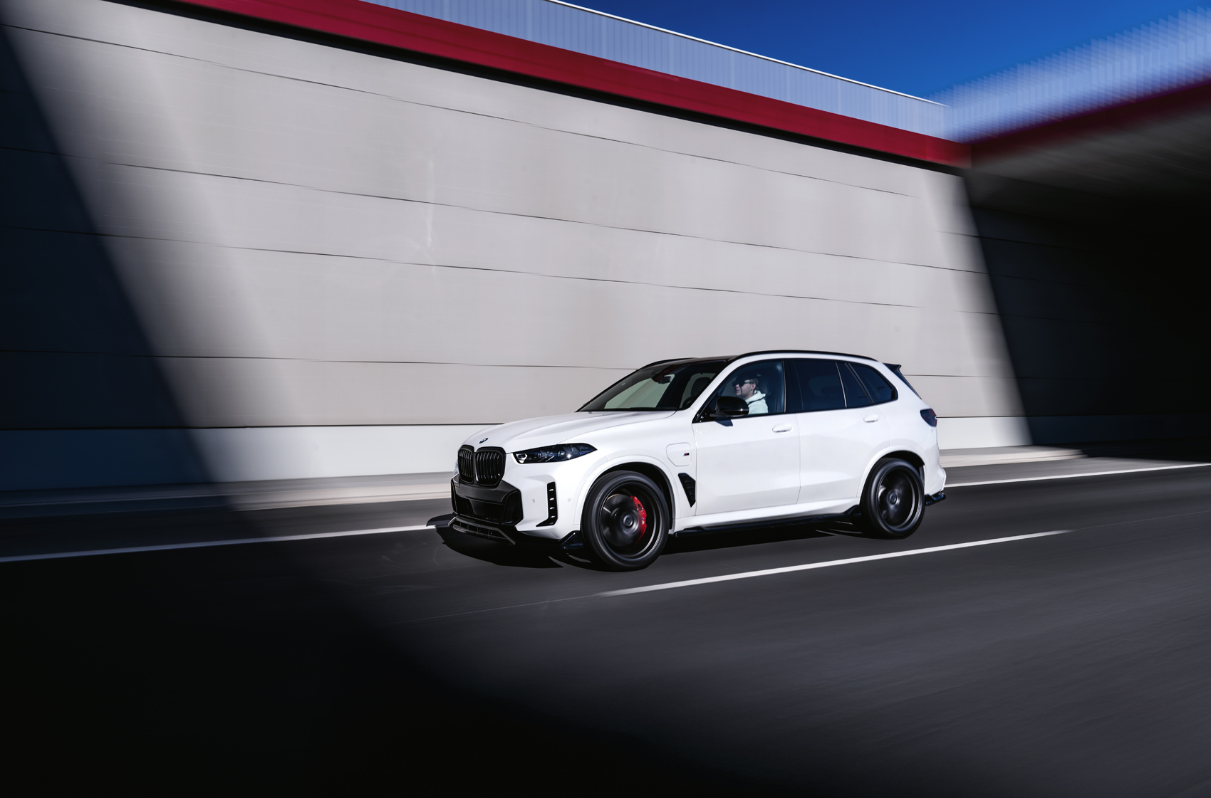 japan-racing-jr44-2423-01